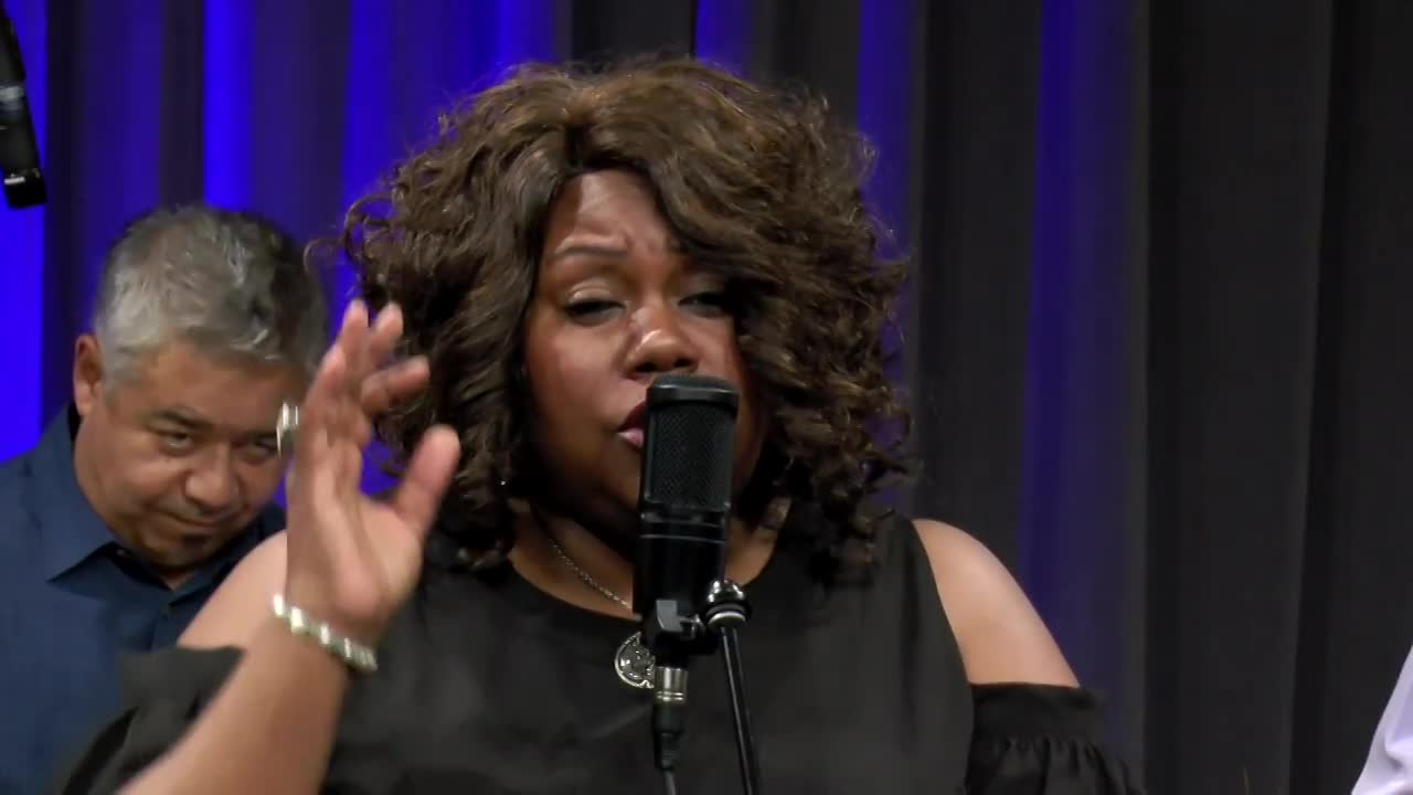 Thumbnail image for Baby Blue Arts Presents - Kendra Glenn Band